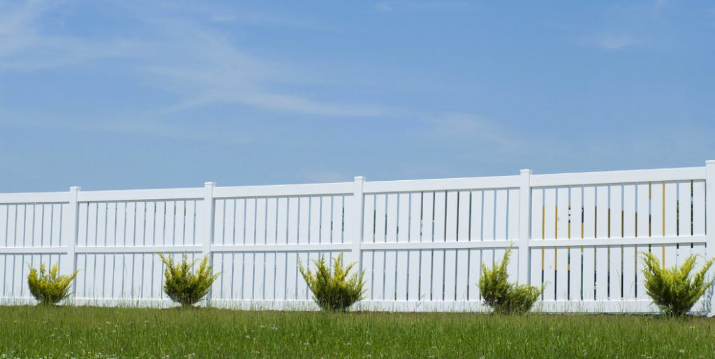 Commercial poly vinyl fencing